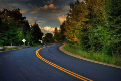 穿越時(shí)空的隧道之旅 發(fā)現(xiàn)身邊隱藏的公路奇觀